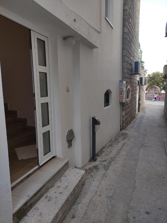 Apartmani More Petrovac Dış mekan fotoğraf