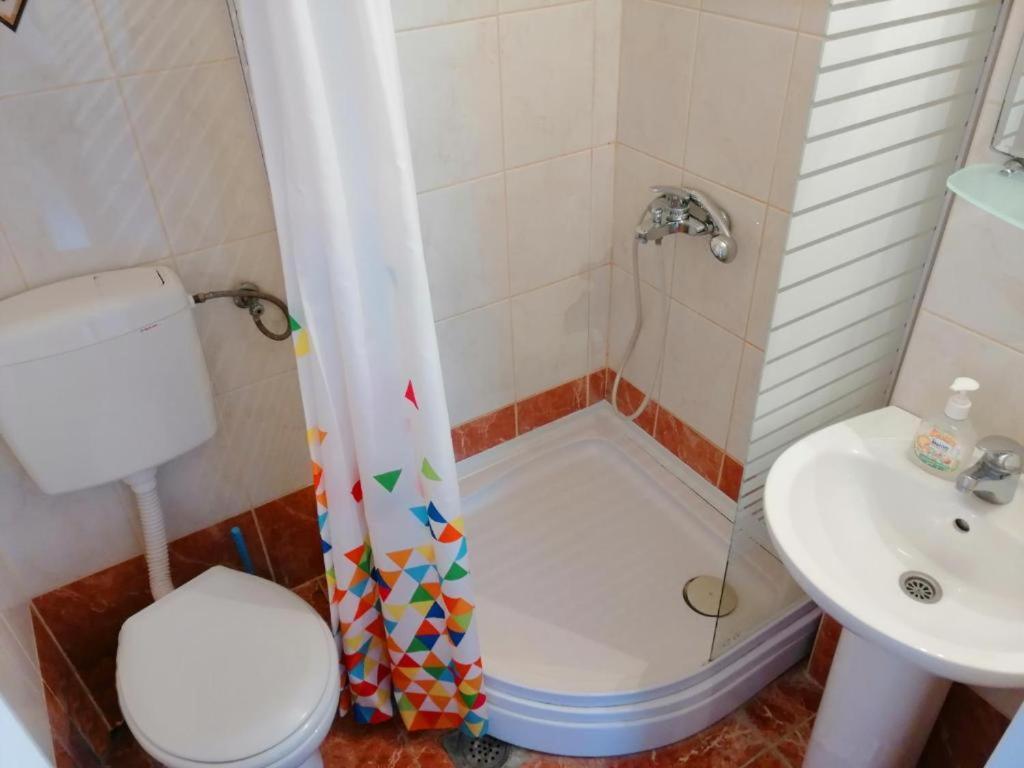 Apartmani More Petrovac Dış mekan fotoğraf